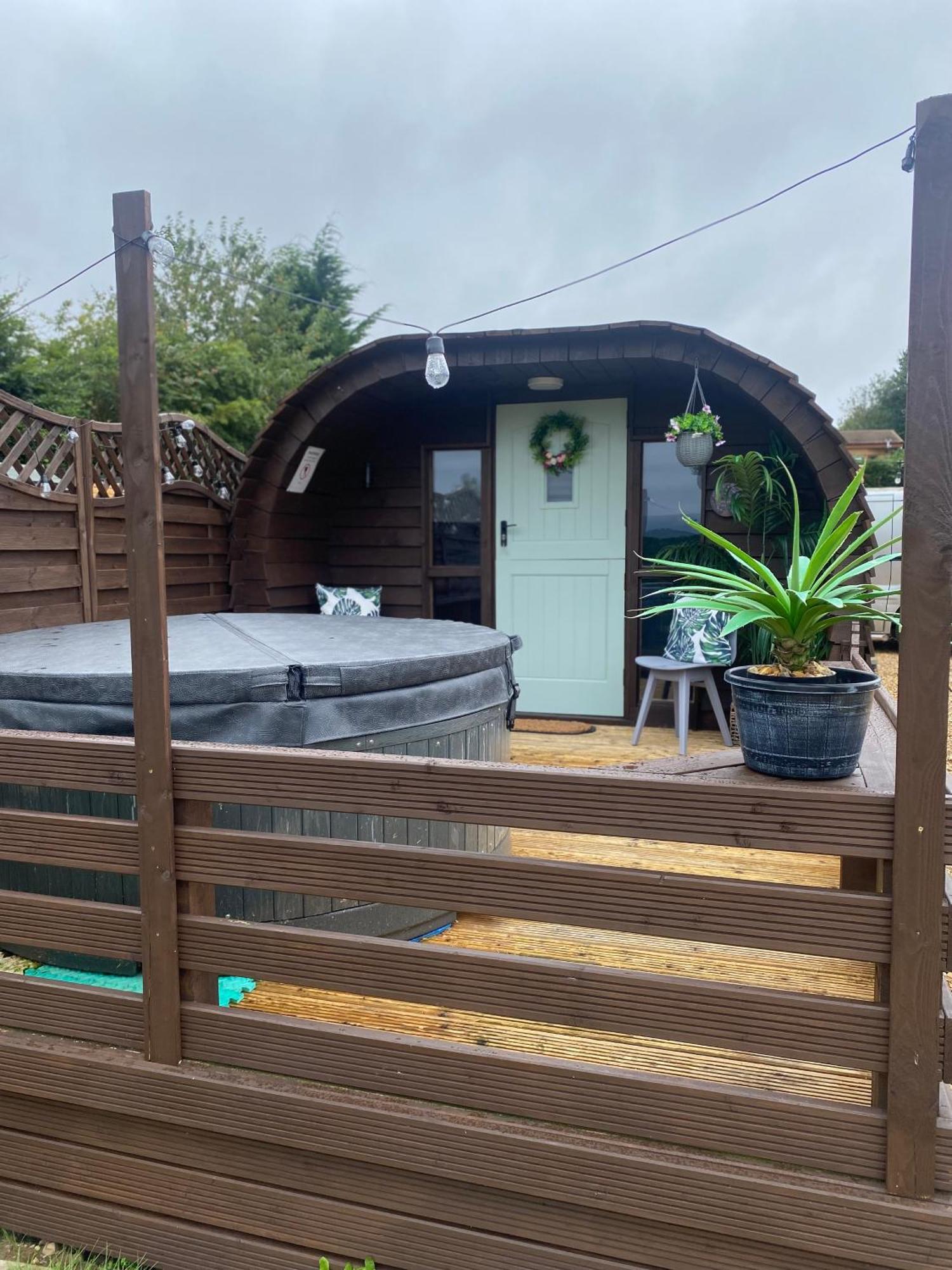 Crabmill Glamping Bewdley 호텔 외부 사진