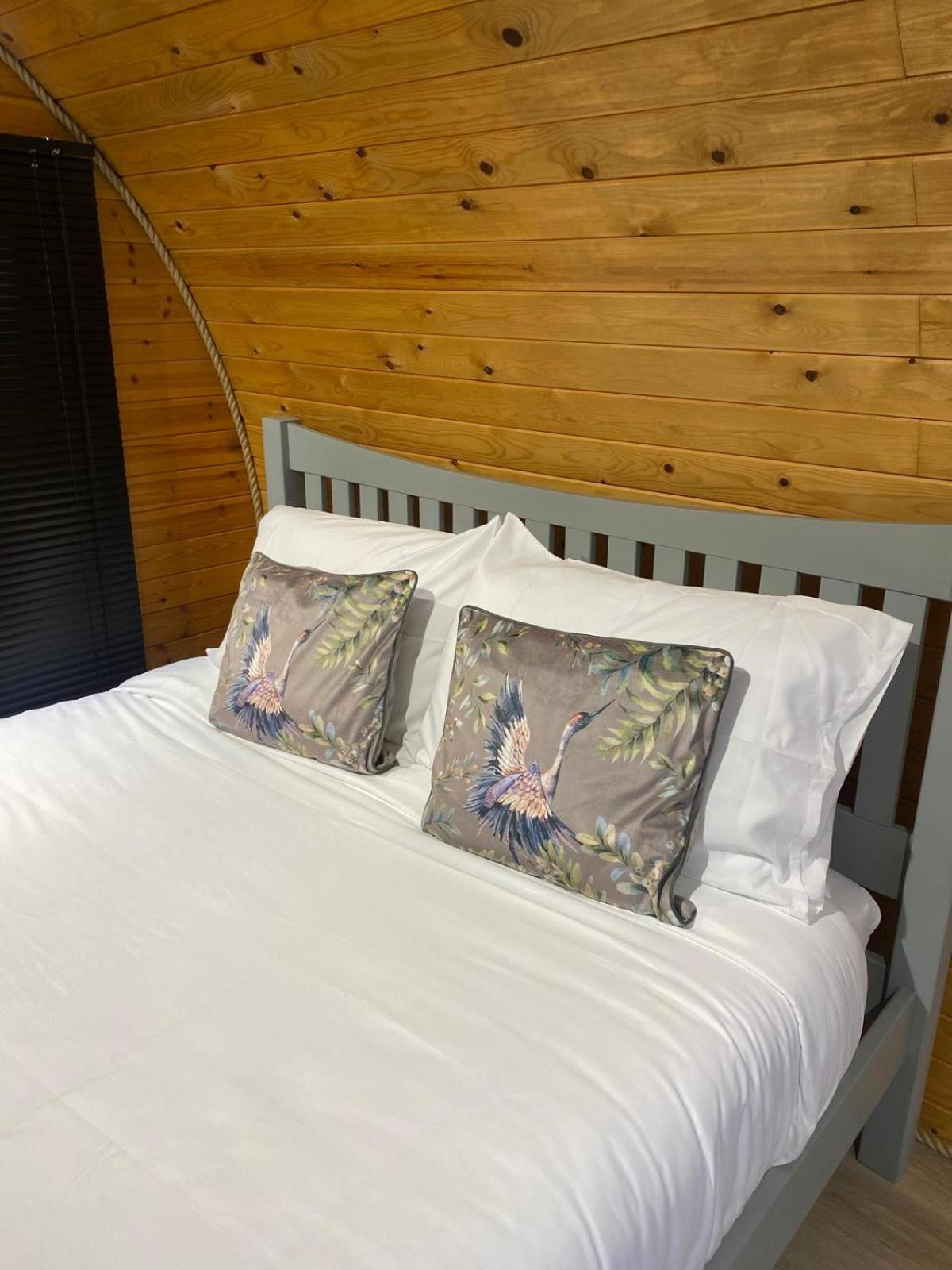 Crabmill Glamping Bewdley 호텔 외부 사진