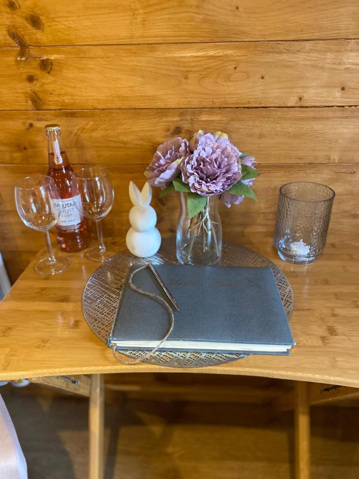 Crabmill Glamping Bewdley 호텔 외부 사진