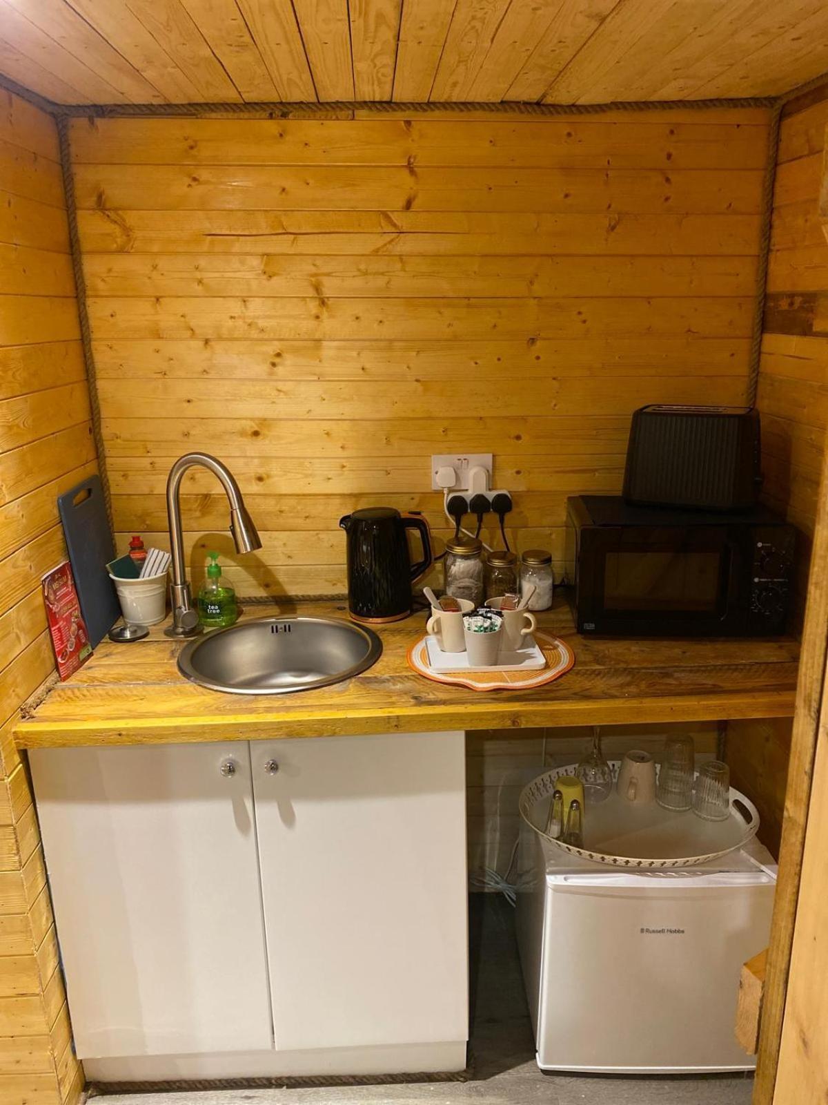 Crabmill Glamping Bewdley 호텔 외부 사진