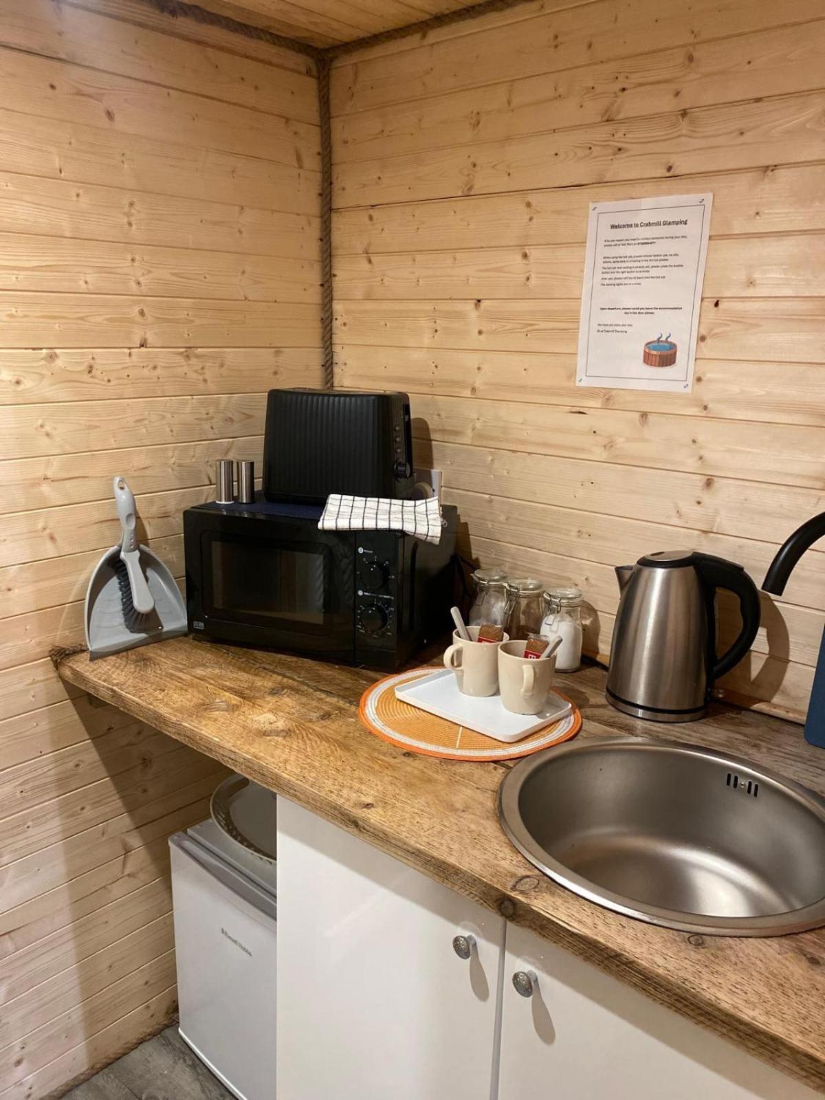 Crabmill Glamping Bewdley 호텔 외부 사진