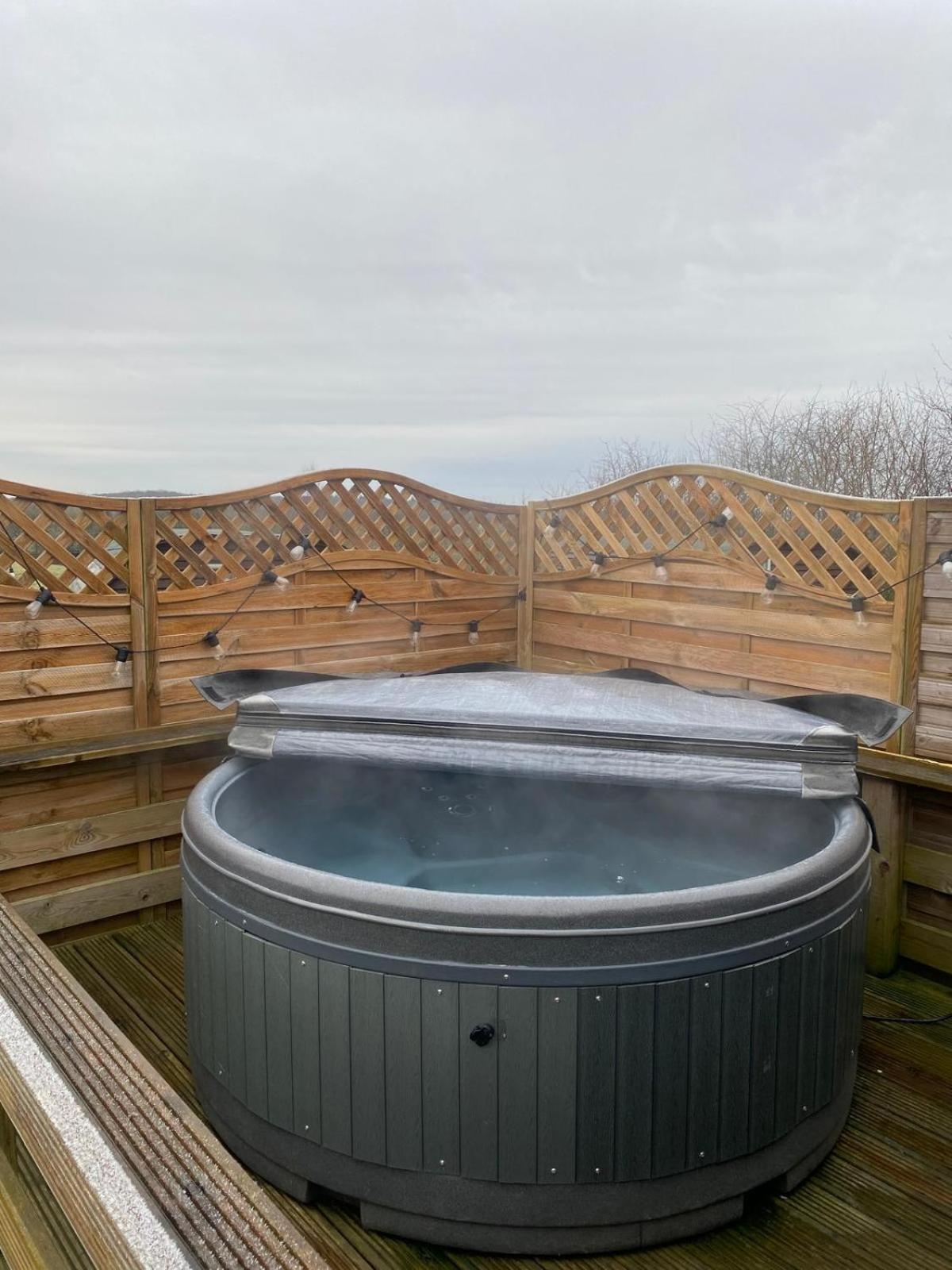 Crabmill Glamping Bewdley 호텔 외부 사진