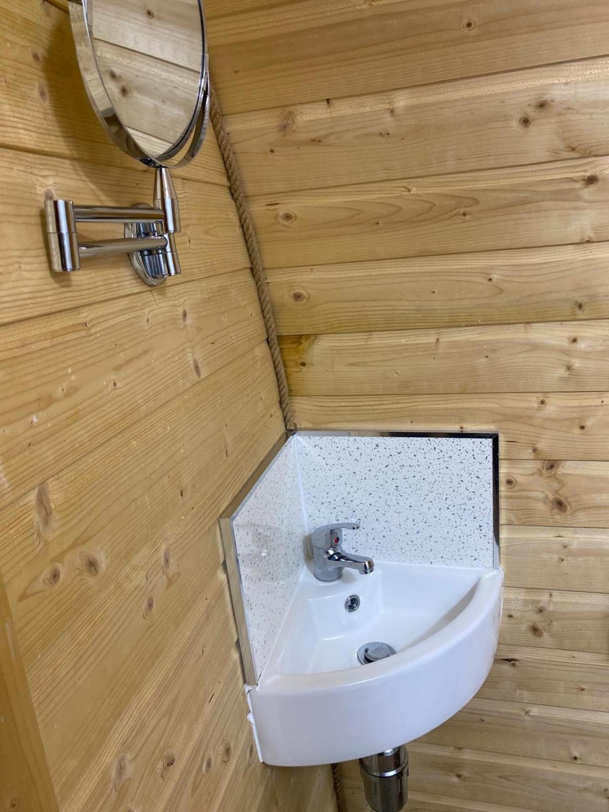 Crabmill Glamping Bewdley 호텔 외부 사진