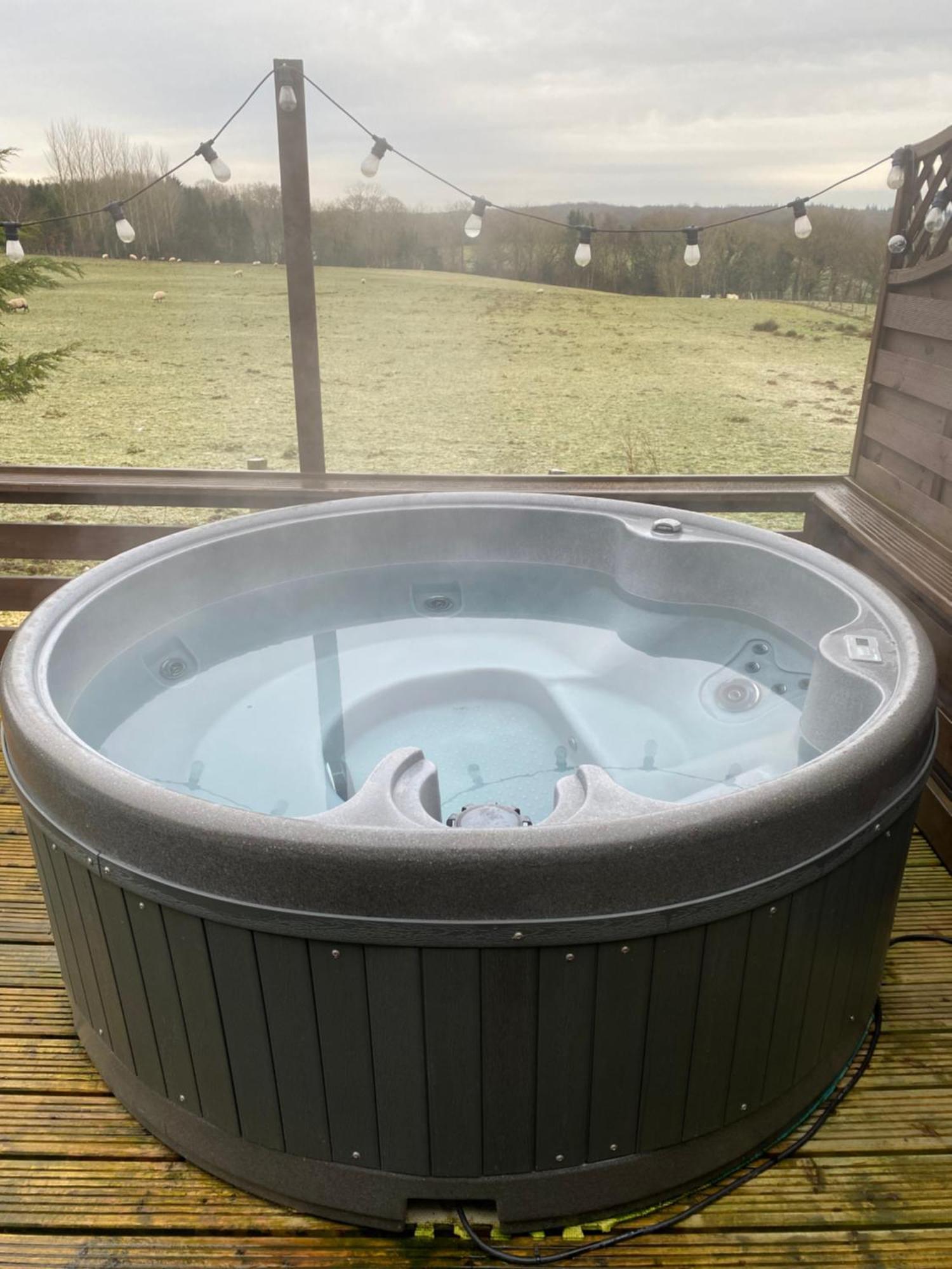 Crabmill Glamping Bewdley 호텔 외부 사진